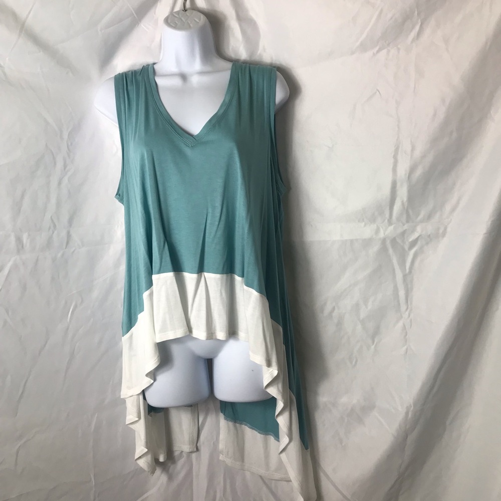 BCBG TOP - Picture 4 of 7